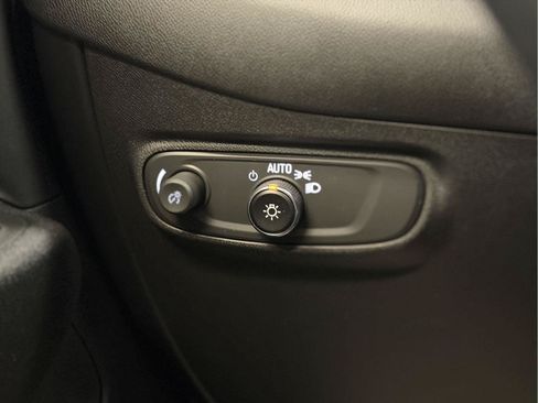 Used 2023 Chevrolet Equinox LT AWD/4WD image 44