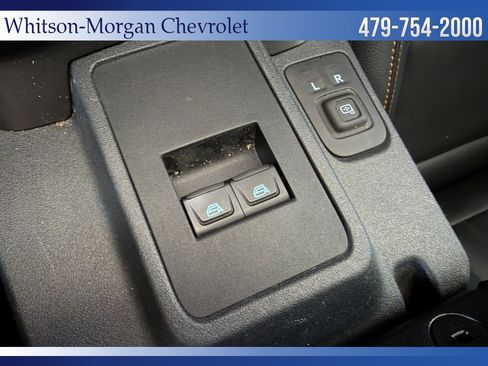 Used 2023 Ford Bronco Badlands image 30