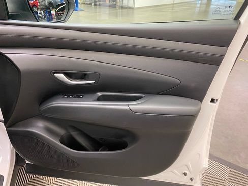 Used 2025 Hyundai Tucson SEL FWD image 8