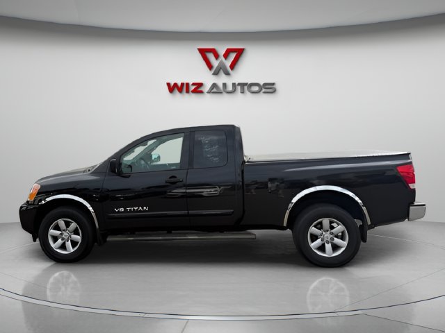 Used 2014 Nissan Titan SV w/ SV Value Truck Package AWD/4WD image 2