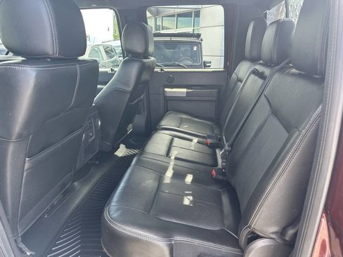 Used 2016 Ford F250 Lariat w/ Chrome Package image 15