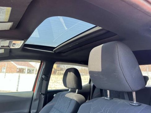 Used 2017 Toyota Tacoma TRD Off-Road image 15