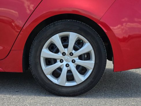 Used 2020 Toyota Corolla LE FWD image 22