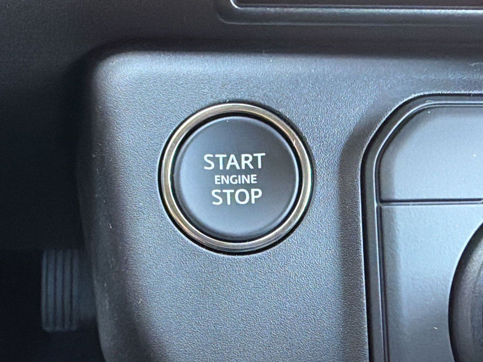 New 2026 Land Rover Defender 110 S AWD/4WD image 18