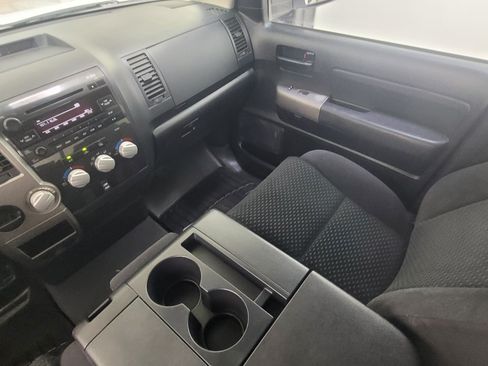Used 2013 Toyota Tundra 2WD Double Cab w/ Tow Pkg image 16