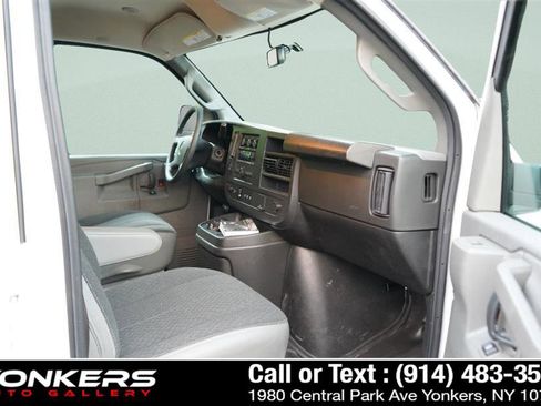 Used 2024 Chevrolet Express 2500 w/ Driver Convenience Package image 32