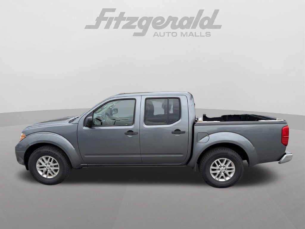 Used 2016 Nissan Frontier SV RWD image 2