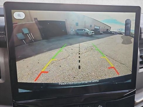 Used 2023 Ford Expedition Max XLT image 14