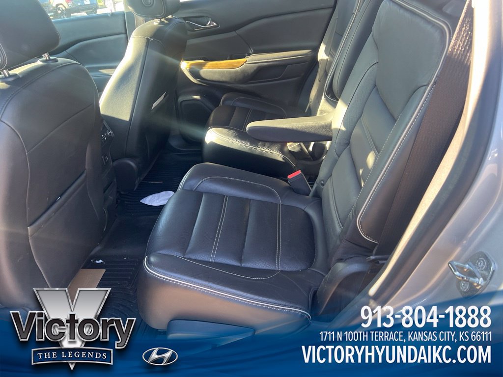 Used 2017 GMC Acadia Denali FWD image 9