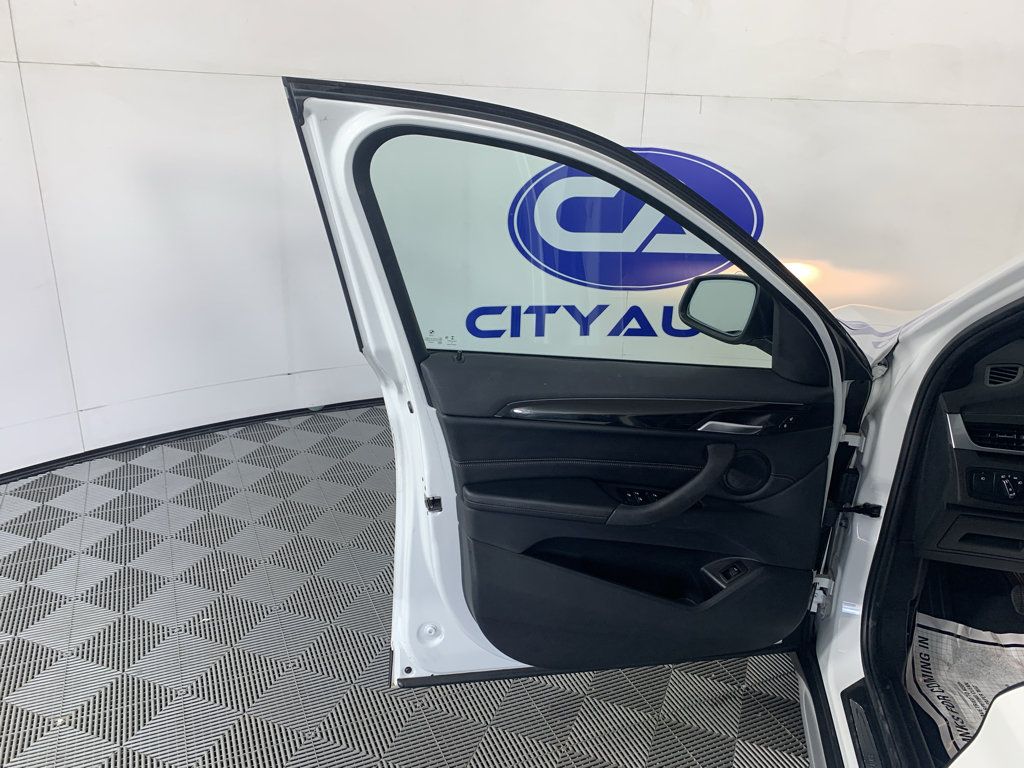 Used 2018 BMW X1 sDrive28i FWD image 13