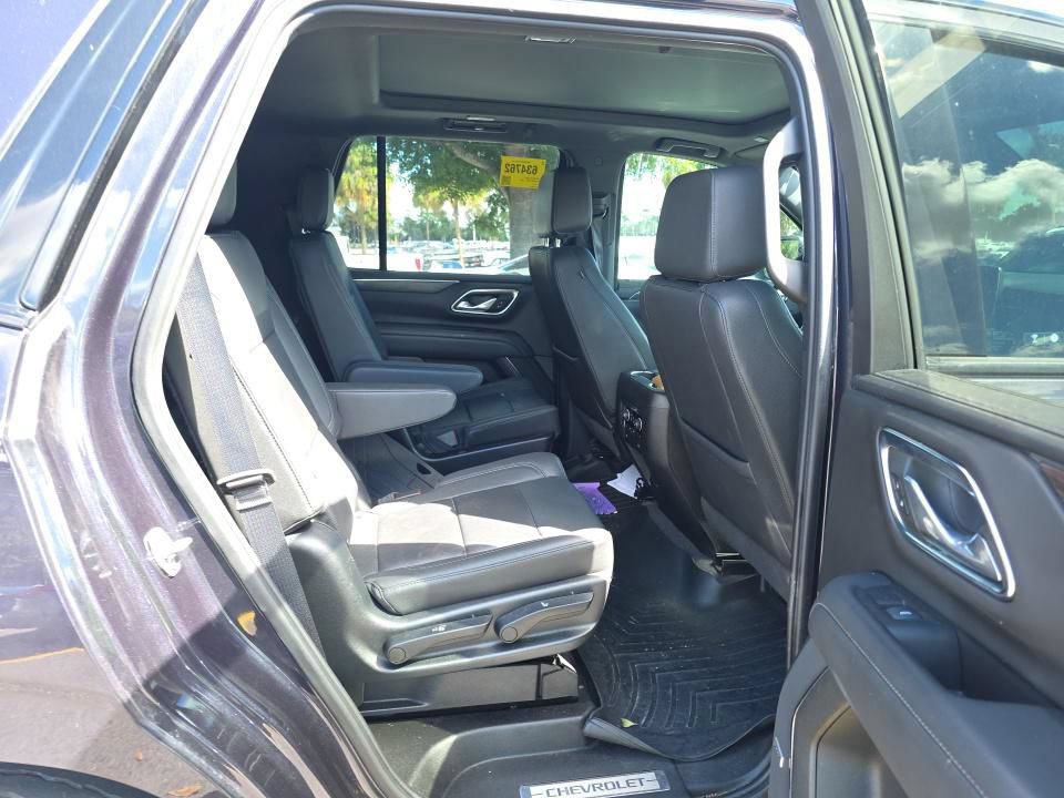 Used 2024 Chevrolet Tahoe Z71 w/ Z71 Off-Road Package AWD/4WD image 11