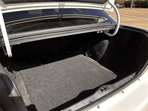 Used 2007 Chevrolet Malibu LTZ image 28