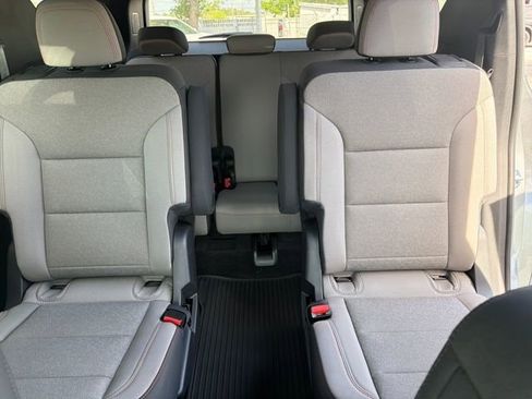 New 2026 Chevrolet Traverse LT FWD image 23