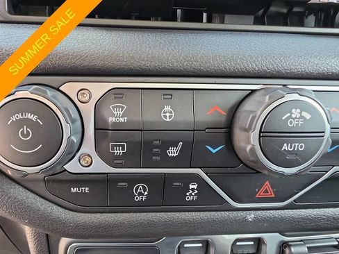 Certified 2025 Jeep Wrangler Sport AWD/4WD image 16