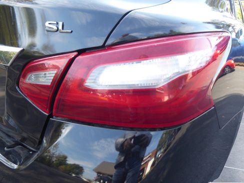 Used 2018 Nissan Altima 2.5 SL image 22