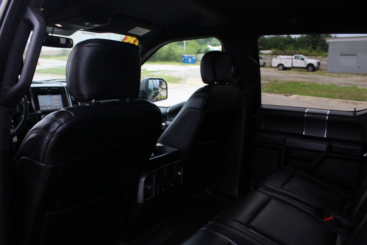 Used 2018 Ford F150 XLT w/ Equipment Group 302A Luxury AWD/4WD image 16