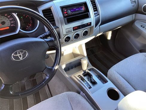 Used 2008 Toyota Tacoma PreRunner image 22