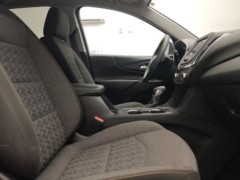 Used 2024 Chevrolet Equinox LT w/ Driver Convenience Package AWD/4WD image 21