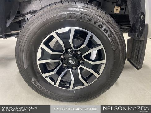 Used 2023 Toyota Tacoma TRD Sport w/ Technology Package RWD image 10