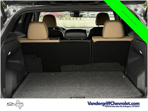 Used 2024 Volkswagen Atlas Cross Sport SE FWD image 29