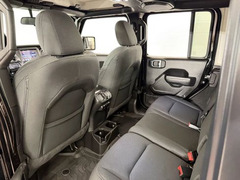 Used 2023 Jeep Wrangler Unlimited Sport AWD/4WD image 26