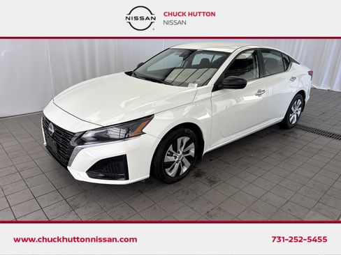 Certified 2024 Nissan Altima 2.5 S image 1