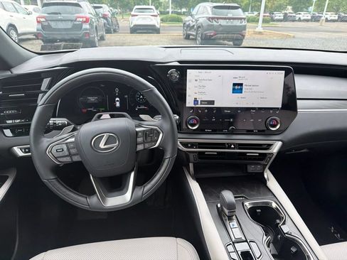 Used 2025 Lexus RX 350h AWD/4WD image 12
