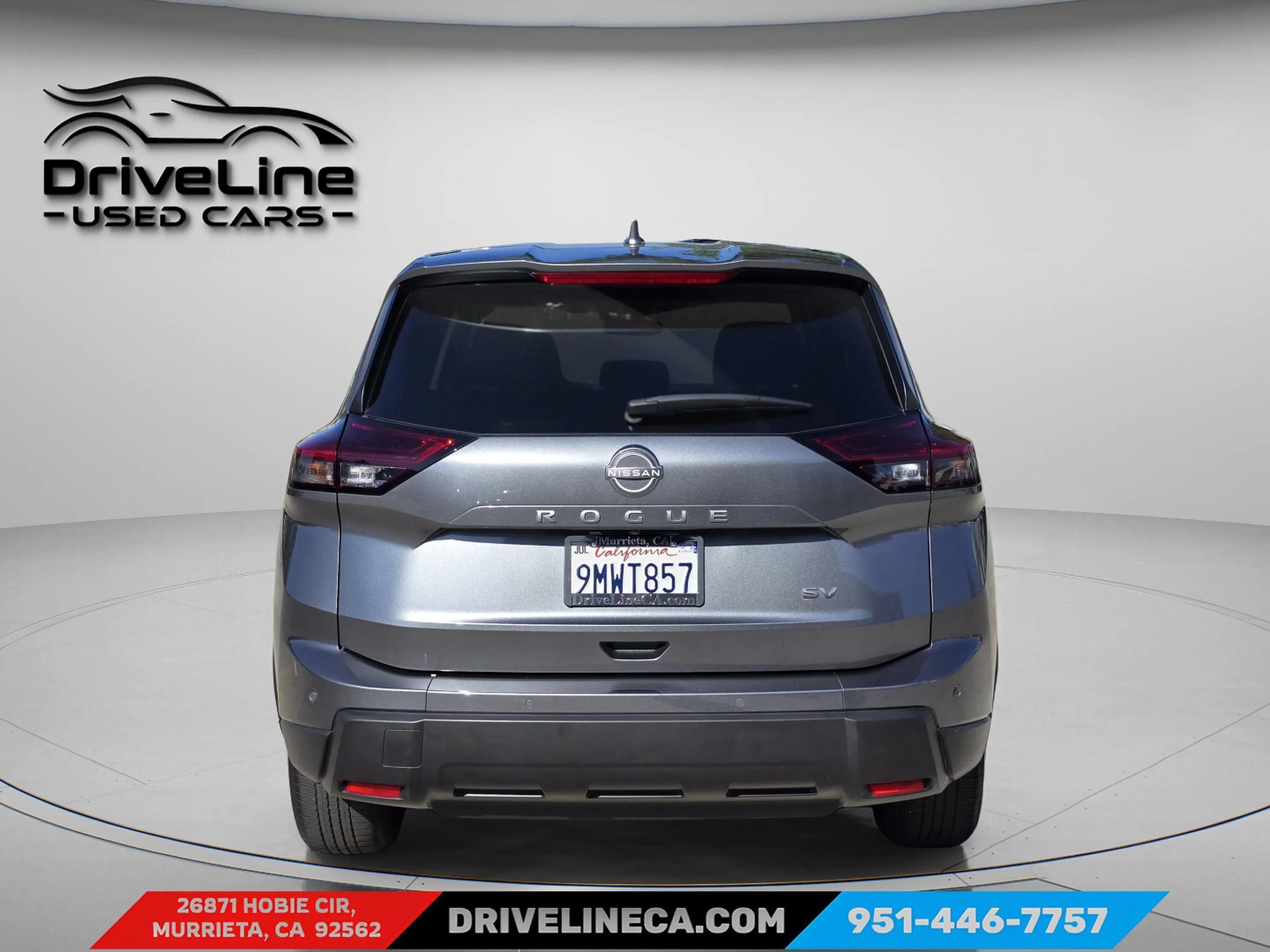 Used 2024 Nissan Rogue SV FWD image 4