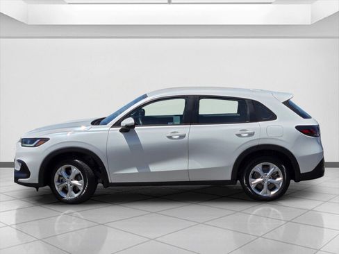 Used 2023 Honda HR-V LX image 8