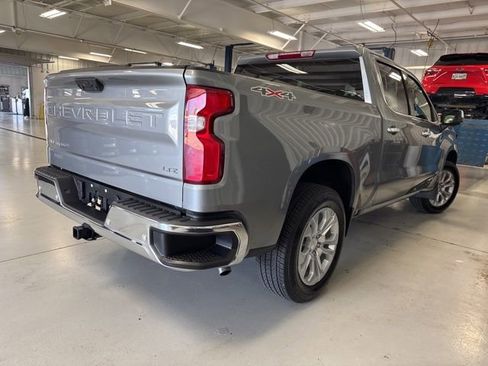 Used 2025 Chevrolet Silverado 1500 LTZ AWD/4WD image 13