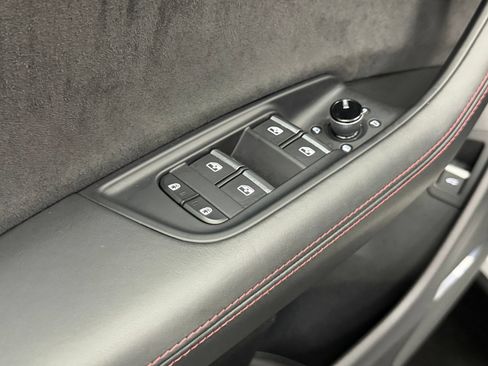 Used 2023 Audi RS Q8 w/ Black Optic Package AWD/4WD image 23