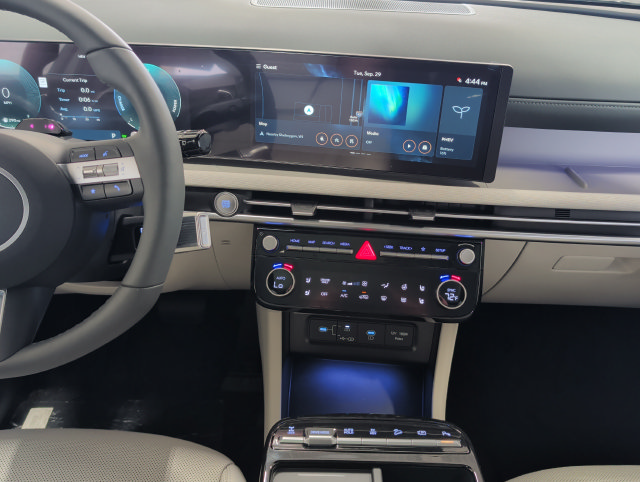 New 2026 Hyundai Tucson Limited AWD/4WD image 13
