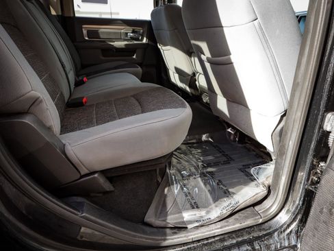 Used 2014 RAM 2500 Big Horn image 26