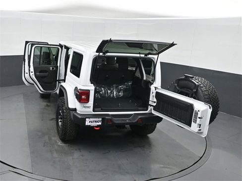 New 2026 Jeep Wrangler Unlimited Rubicon w/ Steel Bumper Group image 51