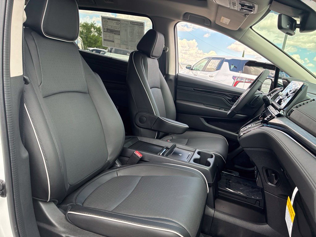 New 2026 Honda Odyssey Elite image 13