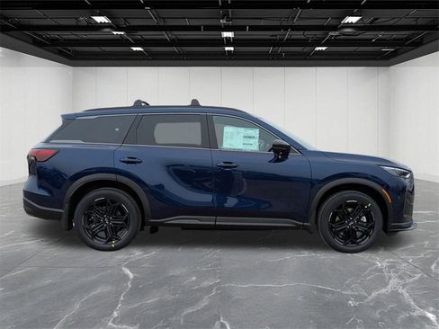 New 2026 INFINITI QX60 Sport w/ Dark Cargo Package image 6