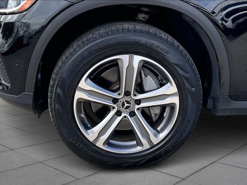 Used 2022 Mercedes-Benz GLC 300 4MATIC image 10