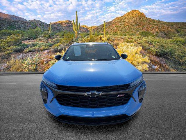 Used 2024 Chevrolet Trax RS FWD image 9