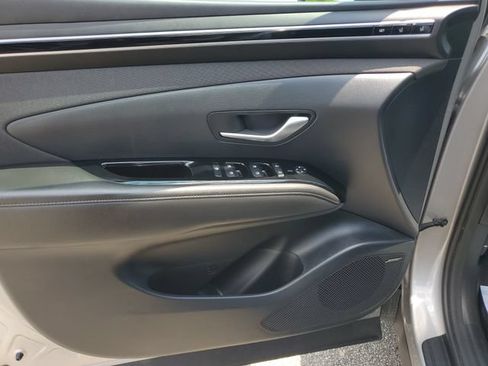 Used 2022 Hyundai Tucson Limited FWD image 21