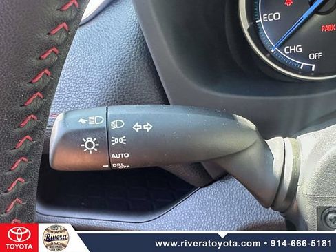 Used 2024 Toyota RAV4 SE w/ Weather & Moonroof Package AWD/4WD image 36