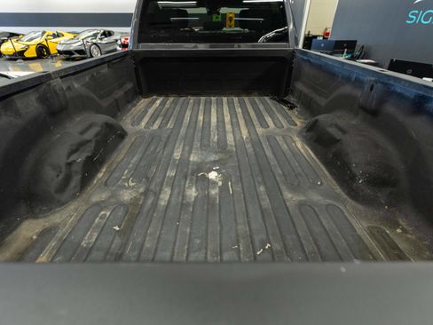 Used 2018 RAM 2500 Tradesman w/ Chrome Appearance Group AWD/4WD image 7
