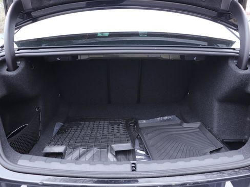 Used 2026 BMW 330i Sedan w/ M Sport Package image 14