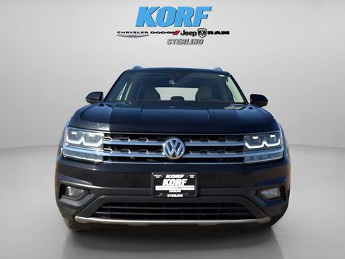 Used 2018 Volkswagen Atlas SE image 2
