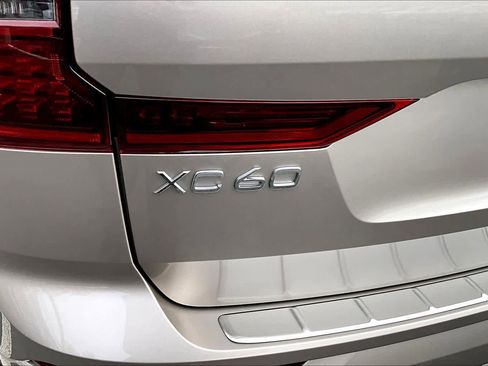 New 2026 Volvo XC60 B5 Core w/ Protection Package Premier image 6