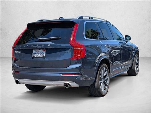 Used 2019 Volvo XC90 T5 Momentum w/ Protection Package AWD/4WD image 5