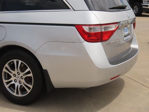 Used 2013 Honda Odyssey EX image 15