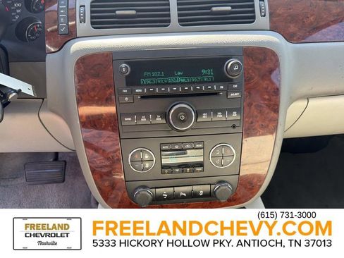 Used 2014 Chevrolet Tahoe LT w/ All-Star Edition RWD image 29