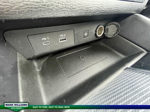 Used 2023 Mitsubishi Outlander SEL image 17