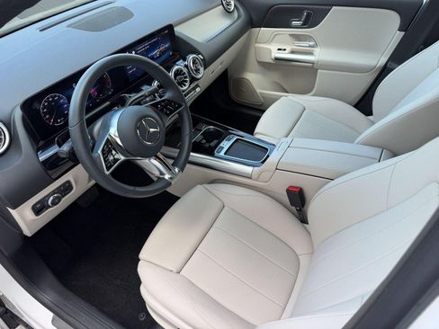 Used 2025 Mercedes-Benz GLA 250 image 4