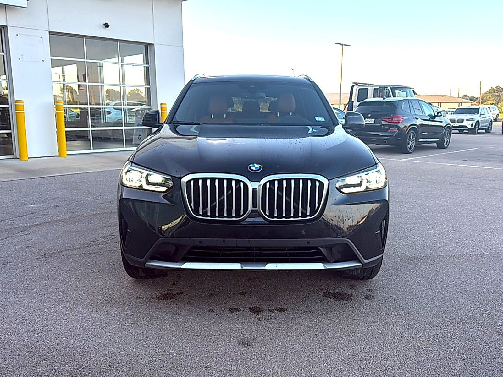 Used 2024 BMW X3 sDrive30i w/ Premium Package RWD image 2